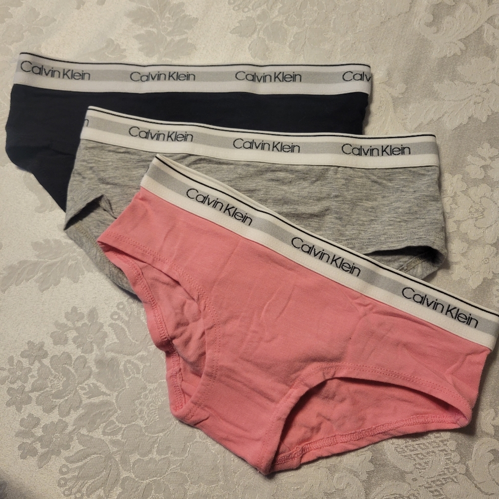 3 Calvin Klein Underwear